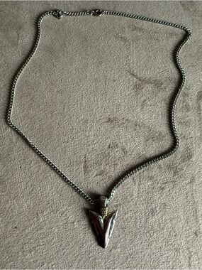 Sterling-Style Silver Arrowhead Pendant Necklace - Silver